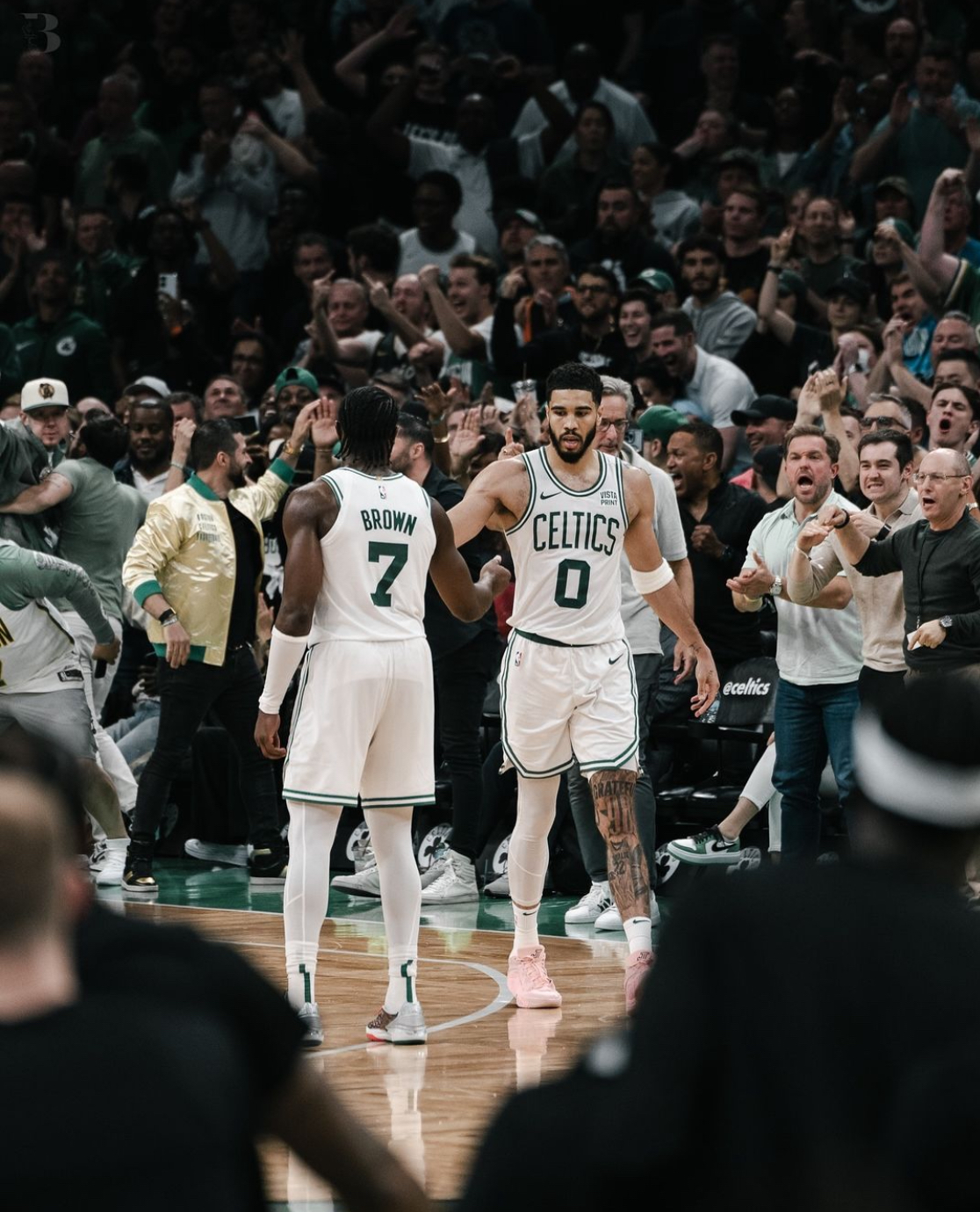 波士顿凯尔特人发布备战花絮；今晚完成体检；欧篮联任务艰巨；医务组通报恢复的简单介绍-九游娱乐APP