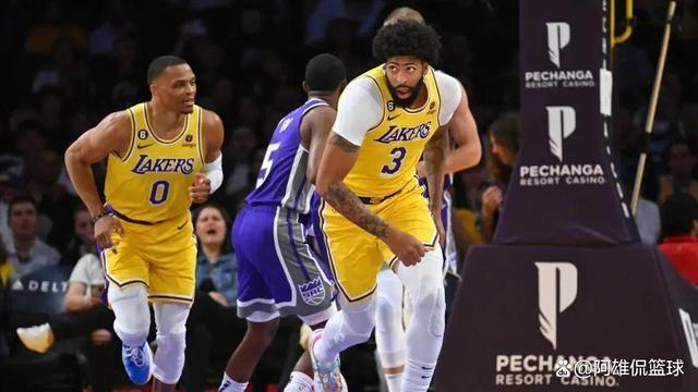 包含今晚萨克拉门托国王调整名单以备NBA常规赛,回应争议环节打磨,管理层满意,球探报告显示潜力的词条-九游下载安装